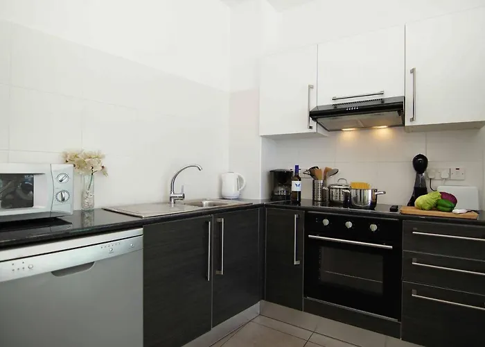 דירה Niovi - Coralli Beachfront פרוטאראס