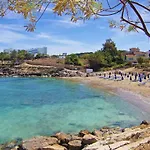 Niovi - Coralli Beachfront Apartamento *
